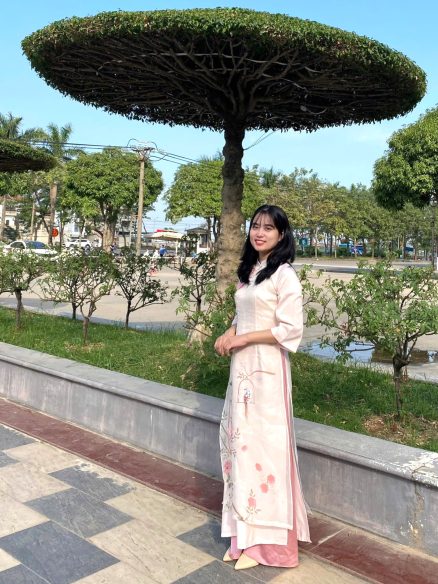 co-tran-thi-hong-nhung