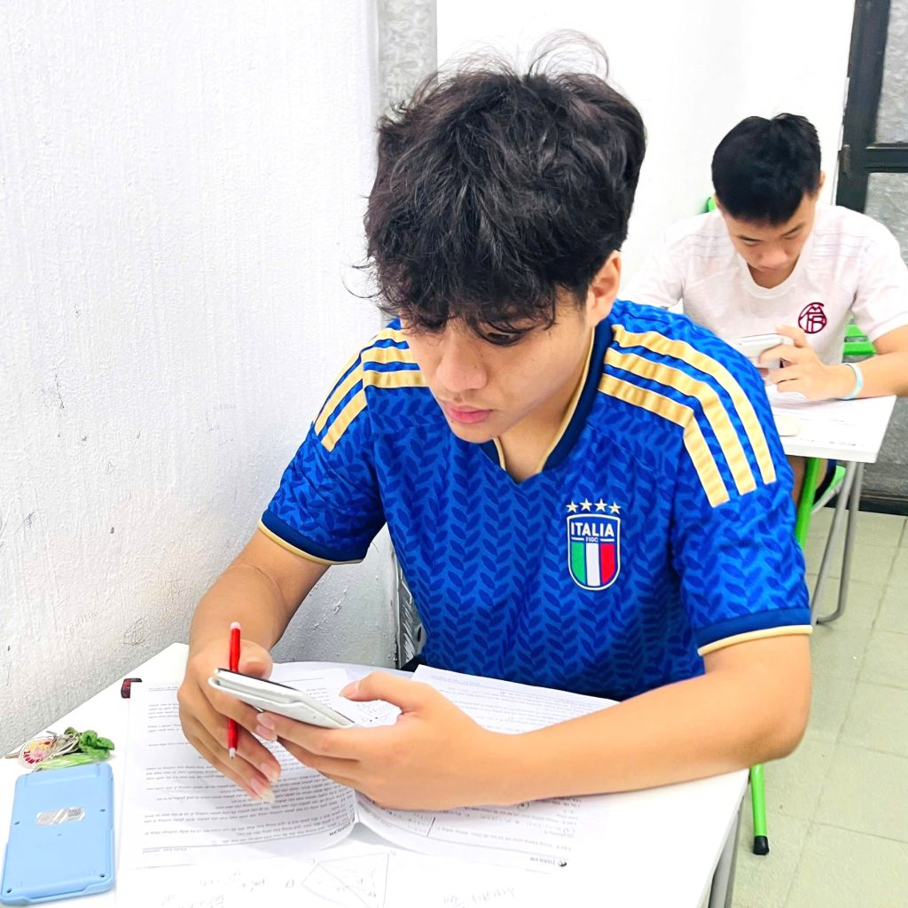 cach-lam-bai-toan-thuc-te-lop-12 (1)