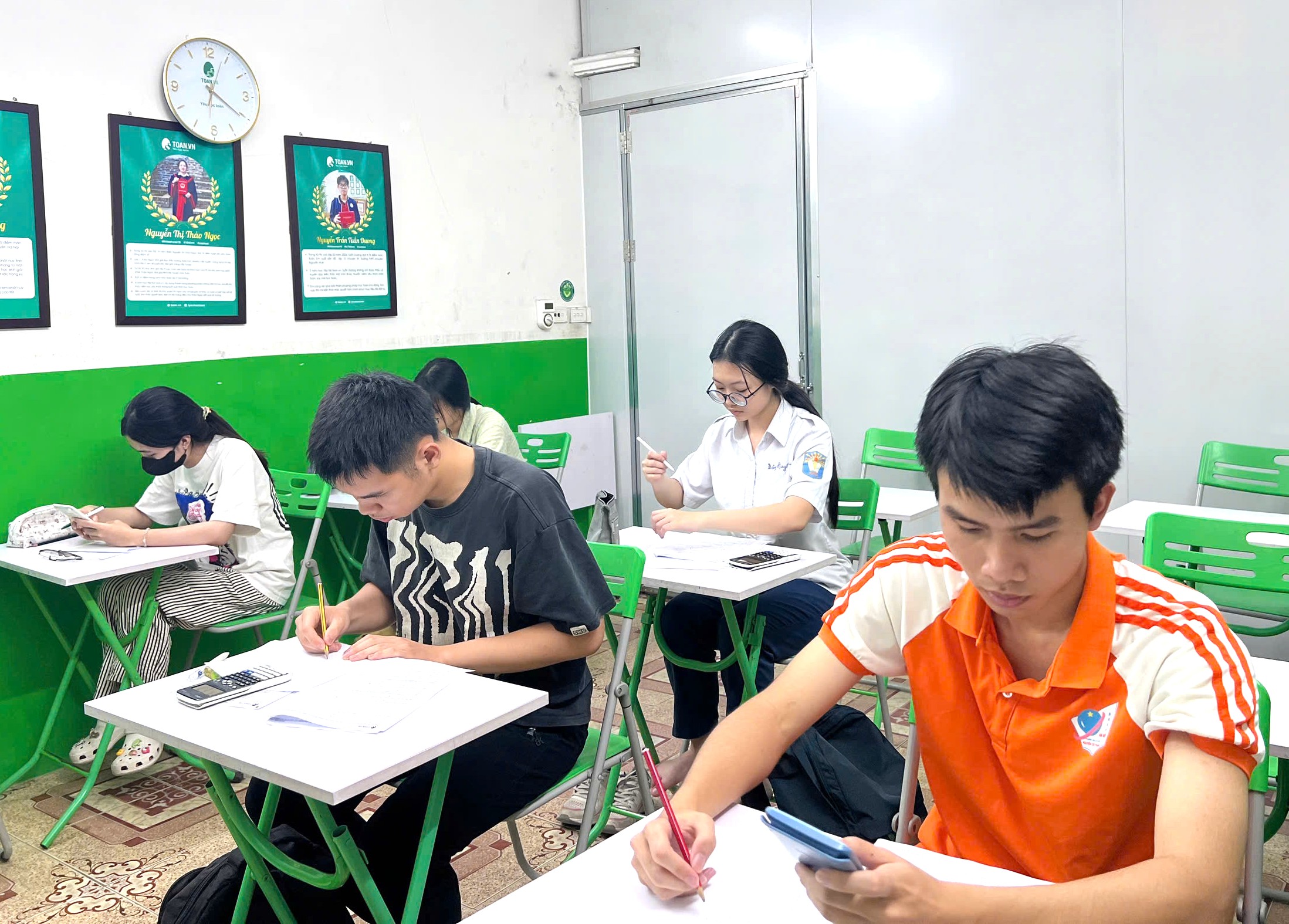 cach-lam-bai-toan-thuc-te-lop-12 (2)