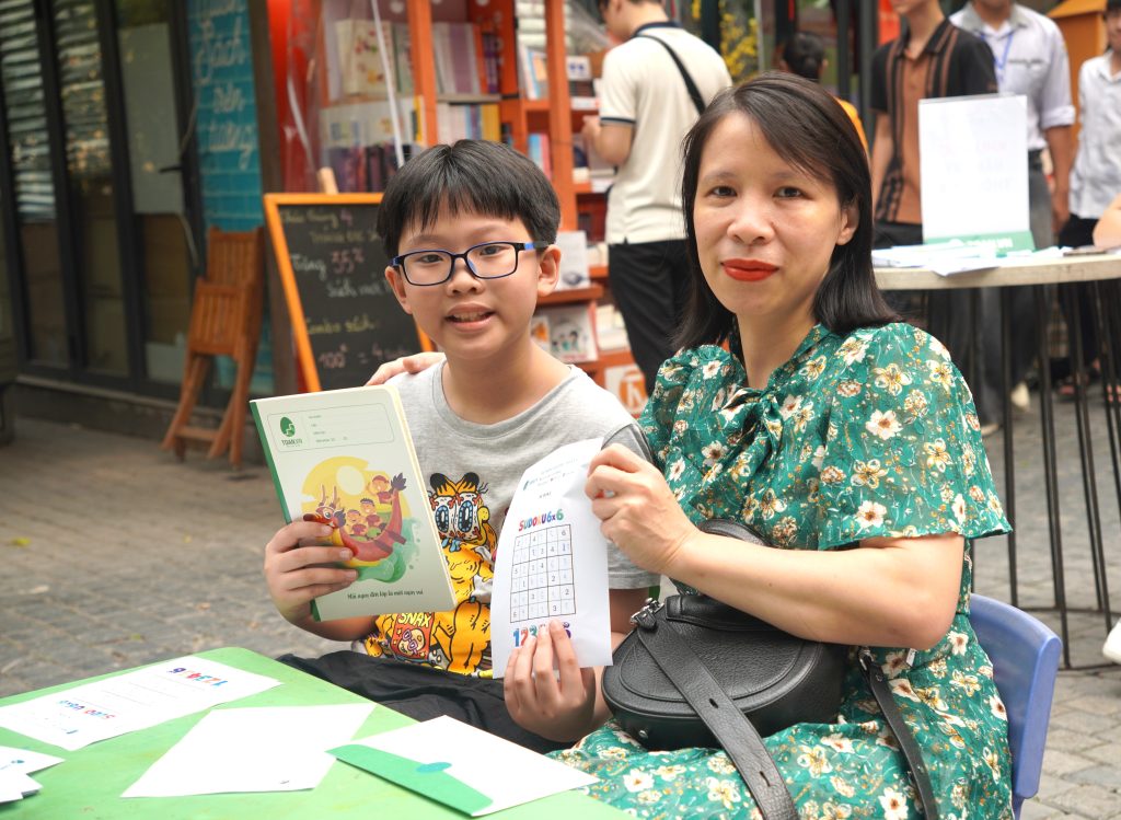 ngay-hoi-toan-hoc-tai-pho-sach (6)